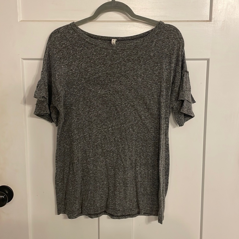 Woman’s size medium grey MTS top